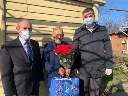 Поздравление с Днем рождения ветерана ВОВ Клименко Владимира Дмитриевича!