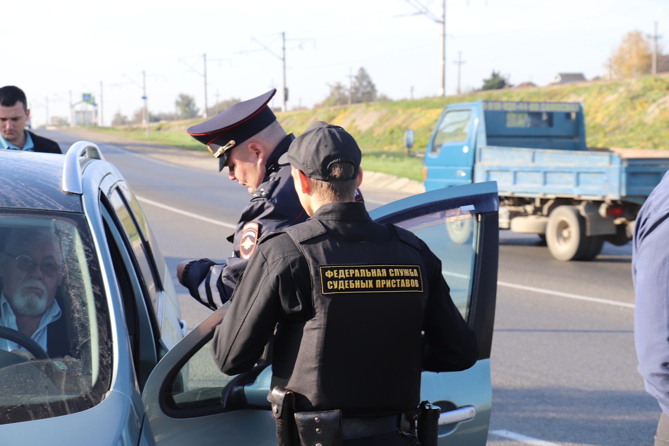 Мероприятия по выявлению должников !