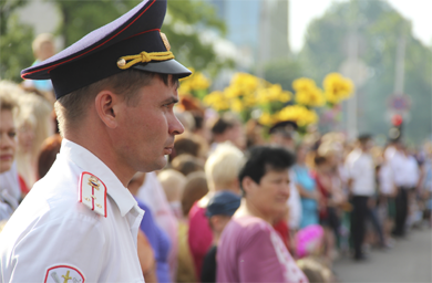 Казаку везде у нас дорога!