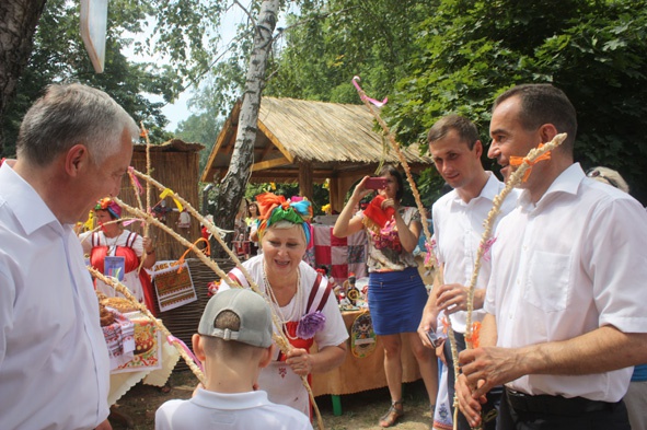 КРАЕВОЙ ПРАЗДНИК ДЕНЬ УРОЖАЯ
