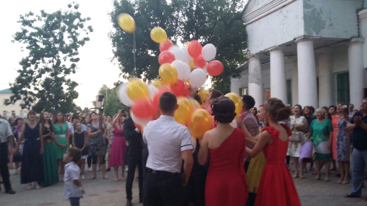 В станице Старомышастовской состоялся праздничный вечер, посвященный Дню Молодежи в России