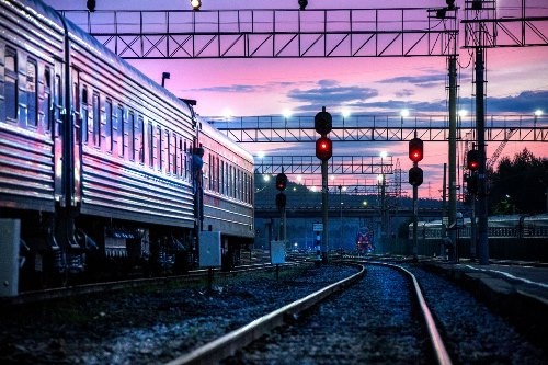 О правилах безопасного поведения на объектах железнодорожного транспорта!