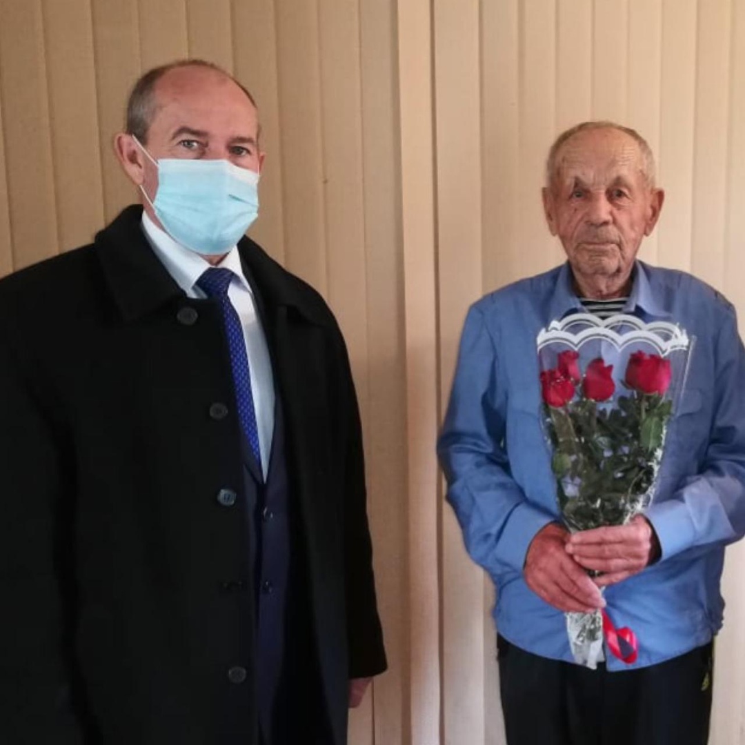 Сегодня свой 93-й день рождения отмечает ветеран Великой Отечественной войны Владимир Дмитриевич Клименко.